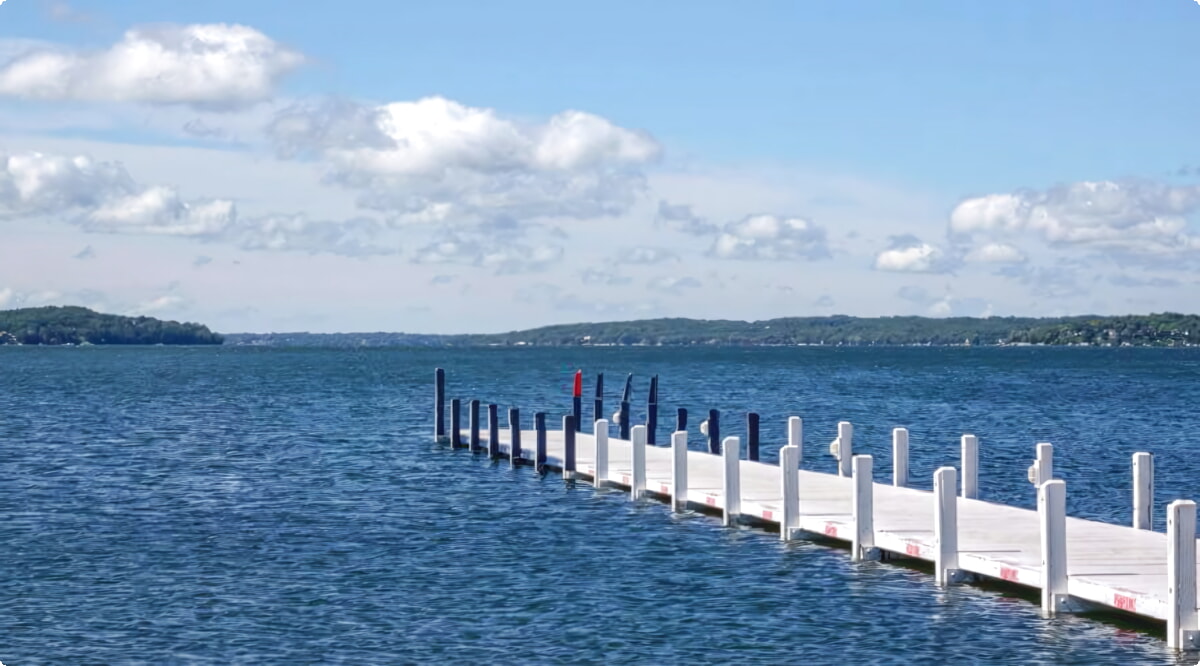 Onze autoverhuurservices bieden een gevarieerde selectie van voertuigen in het Fontana-aan-Genève-meer.